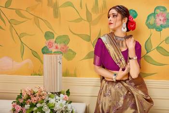  rani pink woven jacquard saree with blouse 5