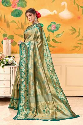  green woven jacquard saree with blouse 2