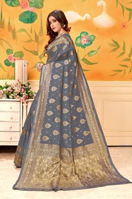  grey woven jacquard saree with blouse 2
