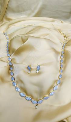 Gold necklaces 1