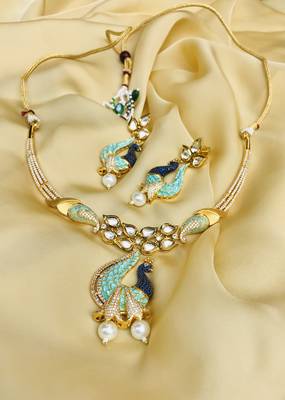 Gold necklaces 2