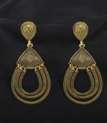 Trendy Golden Spring Circles Dangler Earrings