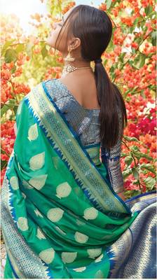 Green Dola Silk Zari Work Traditional Saree 2