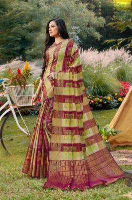 Sangam Prints Magenta Handloom Silk Zari Work Traditional Saree 1