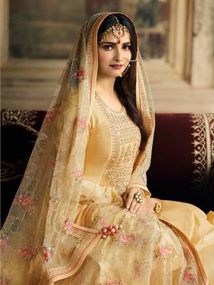 Yellow Embroidered Georgette Semi Stitched Salwar With Dupatta 3