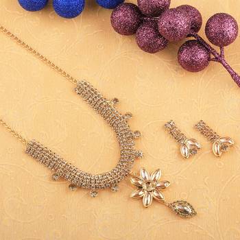 Goldplated Designer Traditional Diamond  Necklace For Women Jewellery 1