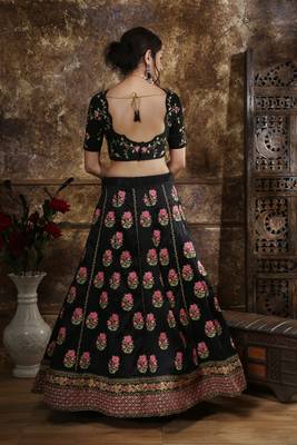 Blue Heavy Embroidered Work Unstitched Lehenga Choli With Blouse 2