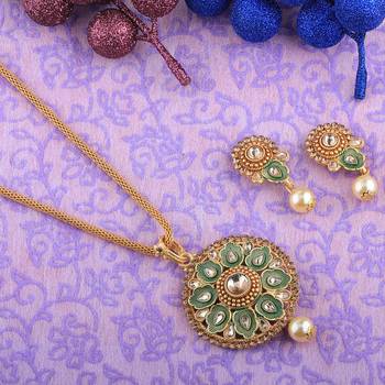 Goldplated Traditional Necklace Pendant  Set  For Women Jewellery 1
