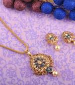 Delicate Goldplated Traditional Necklace Pendant  Set  For Women Jewellery