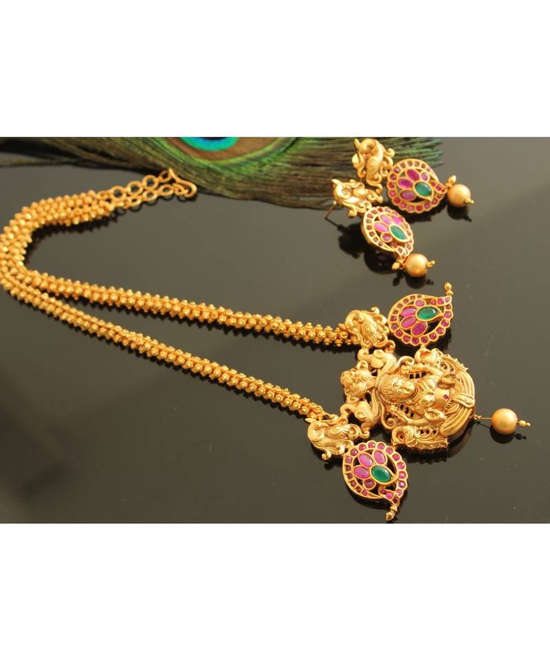 Awesome Matte Finish Ruby Emerald Royal Necklace Set