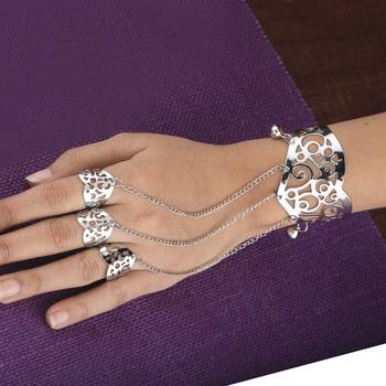 Silver Slave Chain Hand Harness Three Finger Ring Bracelet For Women 1