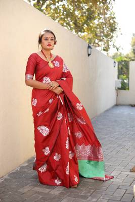 Maroon Woven Silk Saree With Blouse 1
