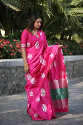 Pink Woven Silk Saree With Blouse 2