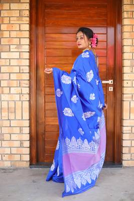 Royal Blue Woven Silk Saree With Blouse 3