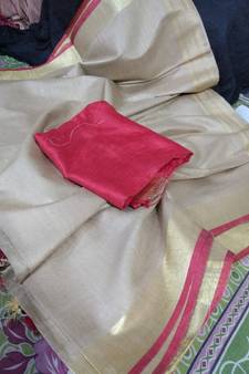 Cream Woven Cotton Handloom Sarees With Blouse