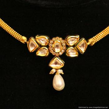 Beautiful Kundan Meenakari Elegant Chik Pendant Set 2