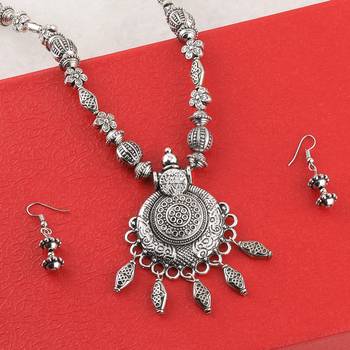 Silver Oxidised Attractive Pandent Mala Set For Women Girl 3