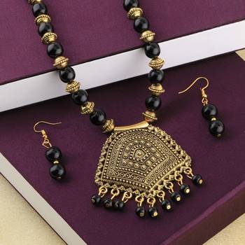 Charm Gold Oxidised Pendant Black Pearl Mala Set For Women Girl 2
