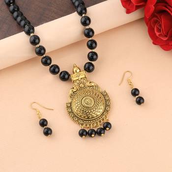 Party Wear Designer Gold Oxidised Pendant Black Pearl Mala Set For Women Girl 1