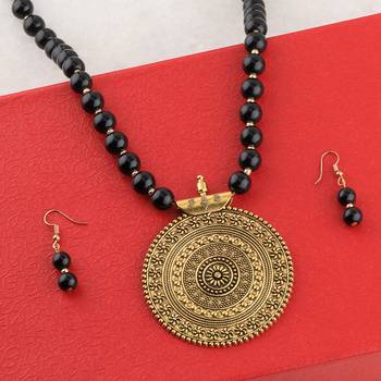 Designer Gold Oxidised Traditional Big Pendant Black Pearl Mala Set For Women Girl 3