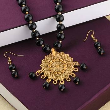 Delicate  Gold Oxidised Pendant Black Pearl Mala Set For Women Girl 2