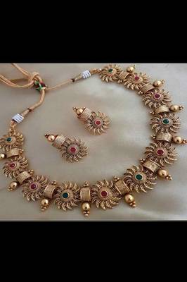 Gold necklaces 1