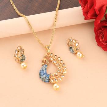 Charm Gold Plated Peacock Designer Pandent For Women Girl 1