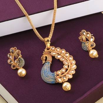 Charm Gold Plated Peacock Designer Pandent For Women Girl 2