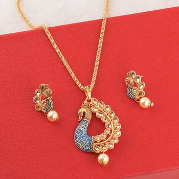 Charm Gold Plated Peacock Designer Pandent For Women Girl 3