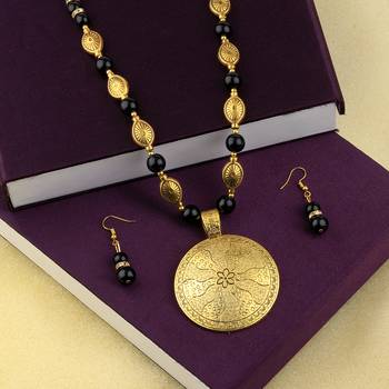 Stylish Adjustable Gold Oxidised Round Pendant Black Pearl Mala Set For Women Girl 3