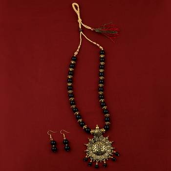 Designer Adjustable Gold Oxidised Pendant Black Pearl Mala Set For Women Girl 1