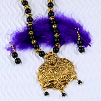 Party Wear  Adjustable Designer Gold Oxidised Pendant Black Pearl mala set for Women girl 4