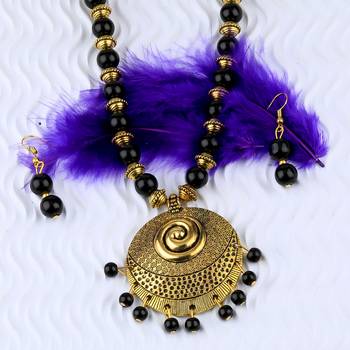 Stylish Designer Adjustable Gold Oxidised Pendant Black Pearl Mala Set For Women Girl 4