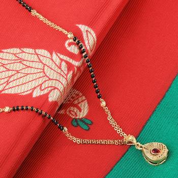 Gold Plated Daily Wear Simple Designer Pandent Mangalsutra For Women 2