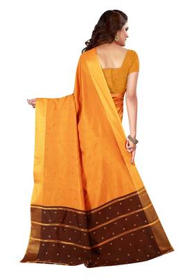 Kimisha Gold Cotton Silk Blend Border Work Saree With Running Blouse 2