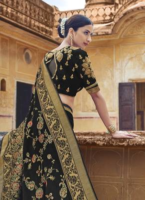Black woven silk blend saree with blouse 2
