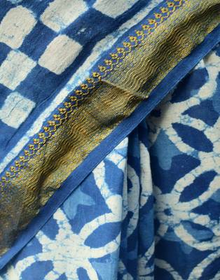 Indigo Printed Cotton Saree With Blouse 4