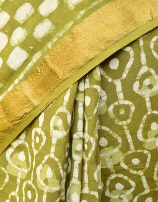 Green Printed Cotton Saree With Blouse 4