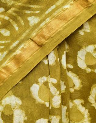 Green Printed Chanderi Silk Saree With Blouse 3