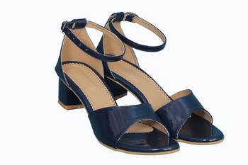 women and girls comfort heel boot  1