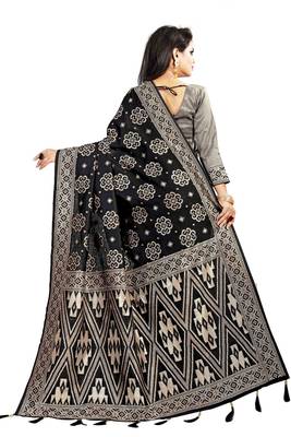 Black woven cotton silk saree with blouse 4