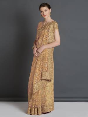 Beige woven cotton silk saree with blouse 3