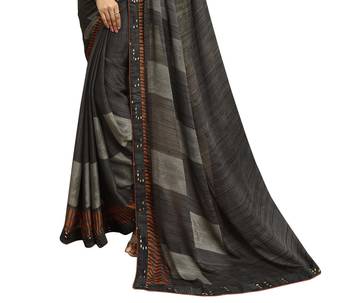 Grey printed silk saree with blouse 2