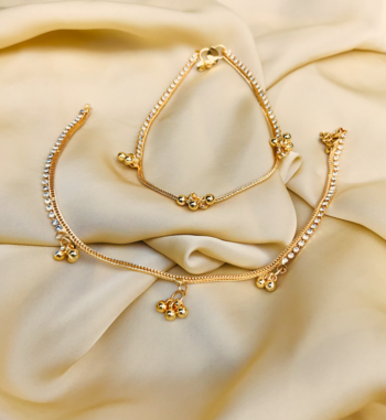Gold anklets 2