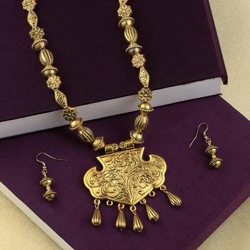 Amazing  Adjustable  Gold Plated Designer Pendant Set For Women Girl 3