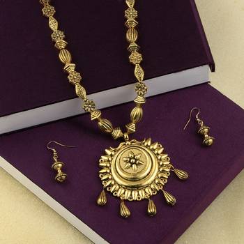 Party Wear Charm Adjustable  Gold Plated Designer Pendant Set For Women Girl 3