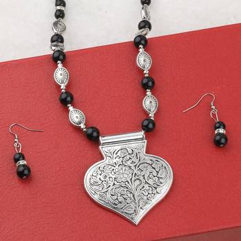 Adjustable Silver Plated With Black Pearl Pendant Mala Set For Women Girl 2