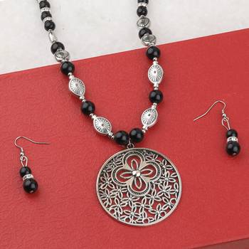 Adjustable Silver Plated With Black Pearl Designer Pendant Mala Set For Women Girl 2