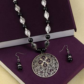 Adjustable Silver Plated With Black Pearl Designer Pendant Mala Set For Women Girl 3