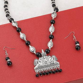 Adjustable Silver Plated With Black Pearl Designer Pendant Mala Set For Women Girl 1